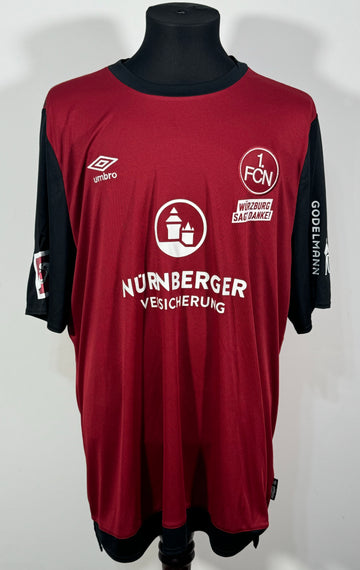 Tricou Umbro FC Nurnberg marimea 2XL barbat