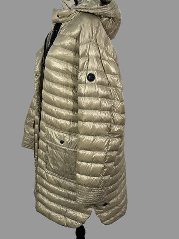 Geacă de puf Bogner 100% puf natural extrem de usoara ,rezistentă la apă marimea 3XL dama