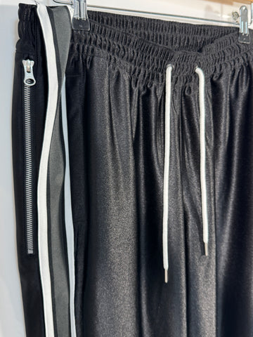 Pantaloni de trening Nike CIRCA TEARAWAY BASKETBALL C.72 cu capse laterale marimea L barbat