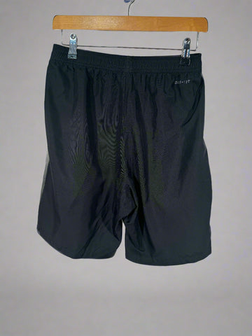 Short/pantaloni scurti Nike marimea M barbat