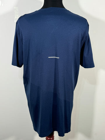 Tricou Asics marimea XL barbat