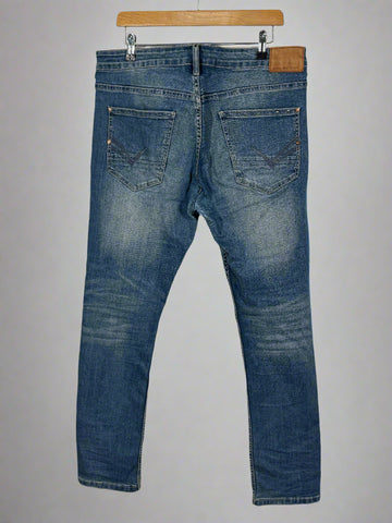 Blugi Duck And Cover elastici mărimea W34 L32 dar merg la W36 XL barbat