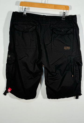 Pantaloni scurți Alpha Industries mărimea 36 bărbat