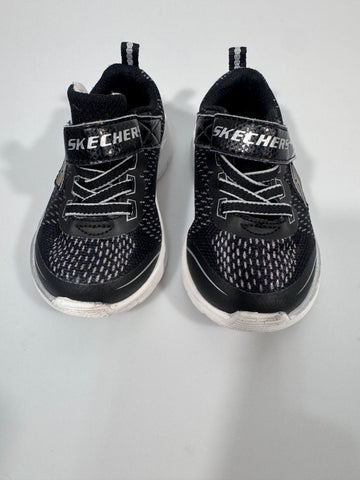 Adidasi Skechers lights marimea 22 copii