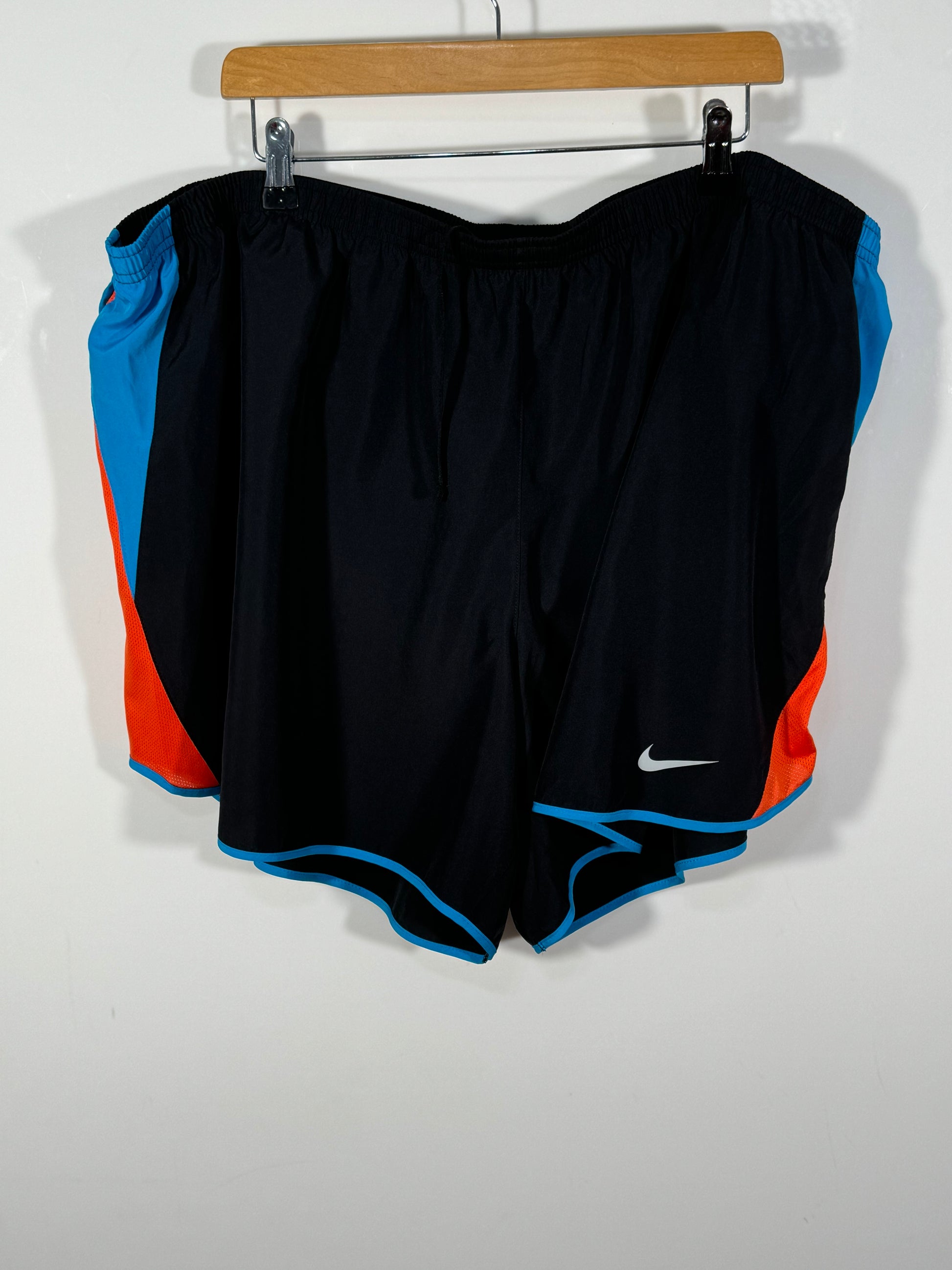 Pantaloni scurti Nike marimea 3Xl -4XL de barbat