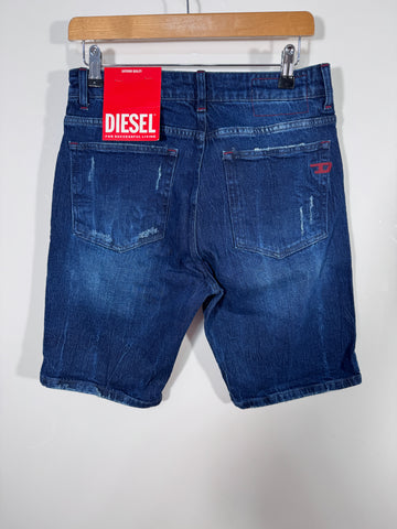 Pantaloni scurti/ bermude Diesel din denim marimea W30 barbat