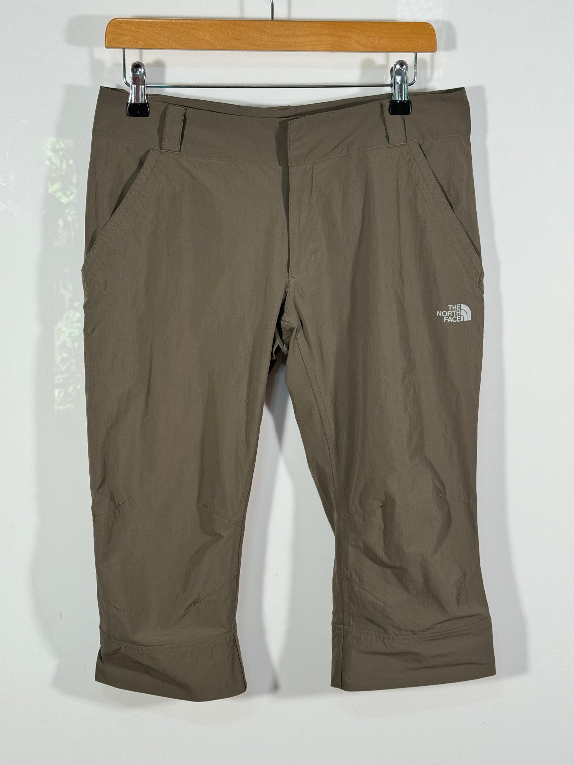 Pantaloni scurti trei sfert The North Face marimea M de dama