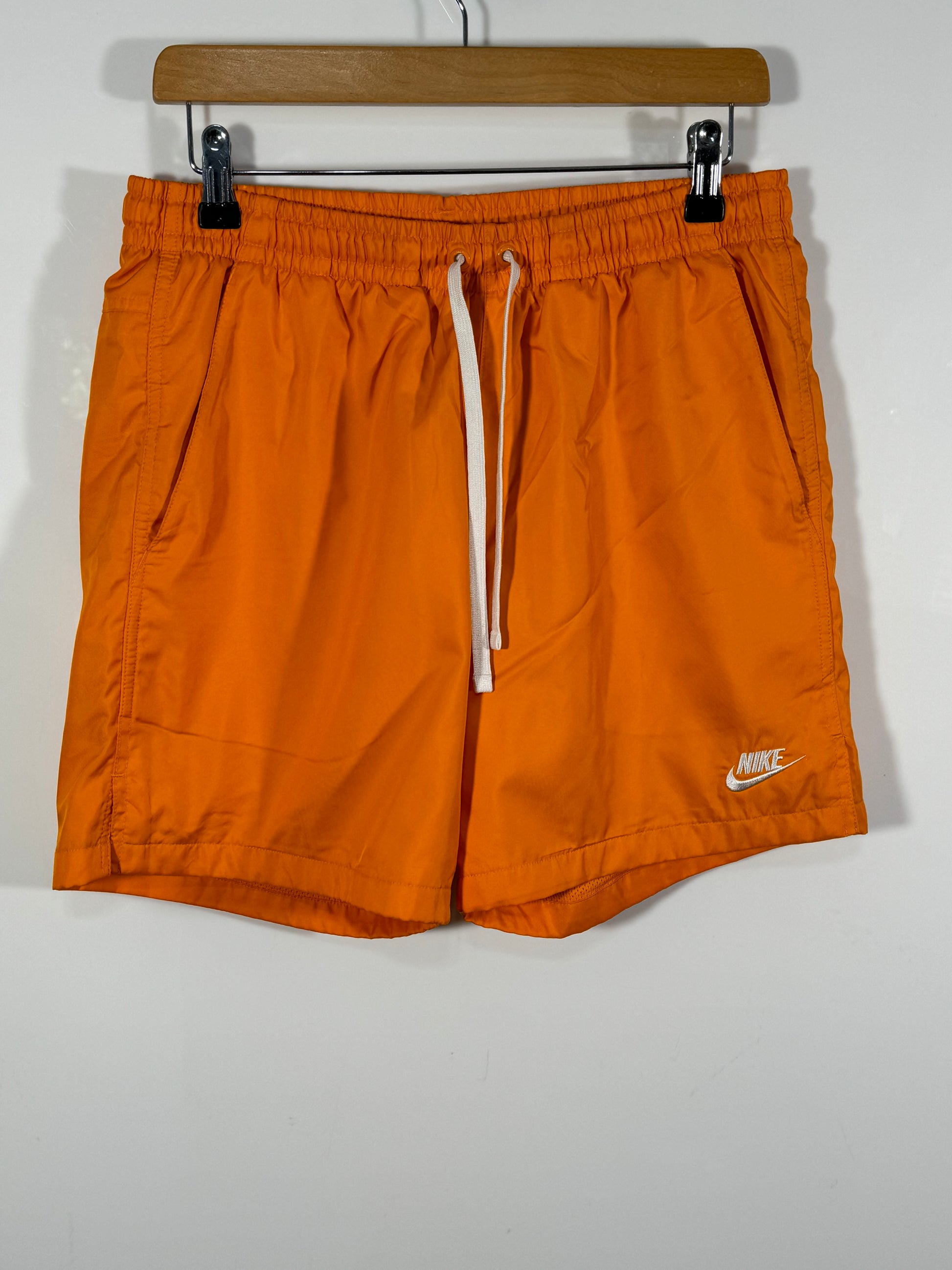 Pantaloni scurti/ short Nike marimea S/P