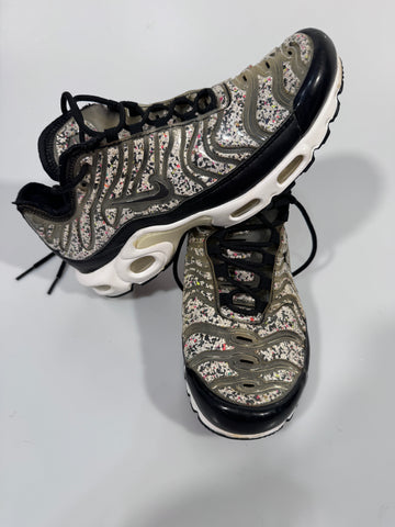 Nike Air Max plus Pebbles TN Recycled marimea 40,5 dama