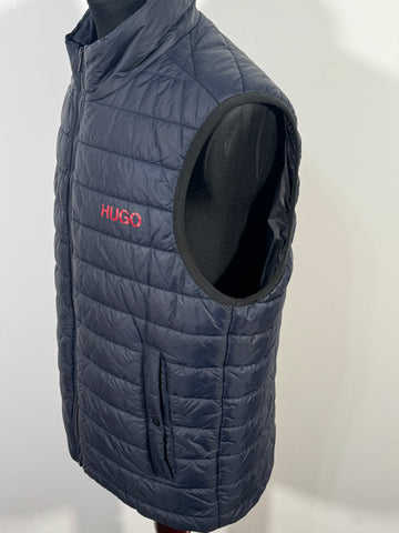 Vesta Hugo Boss marimea M barbat