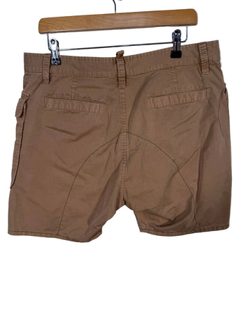 Pantaloni scurti Dsquared2 marimea 48 barbat