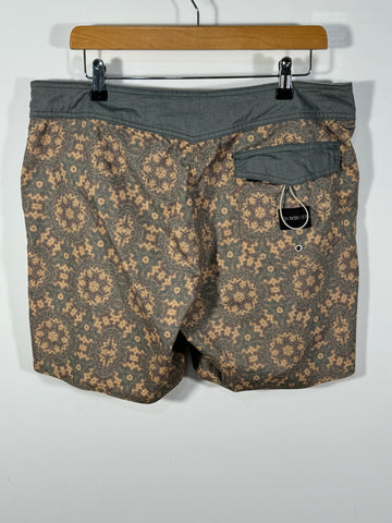 Pantaloni scurți de baie Quiksilver mărimea 34 bărbat