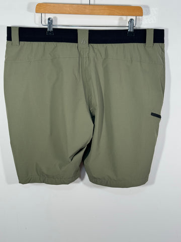 Pantaloni scurți Bergson mărimea 3XL unisex