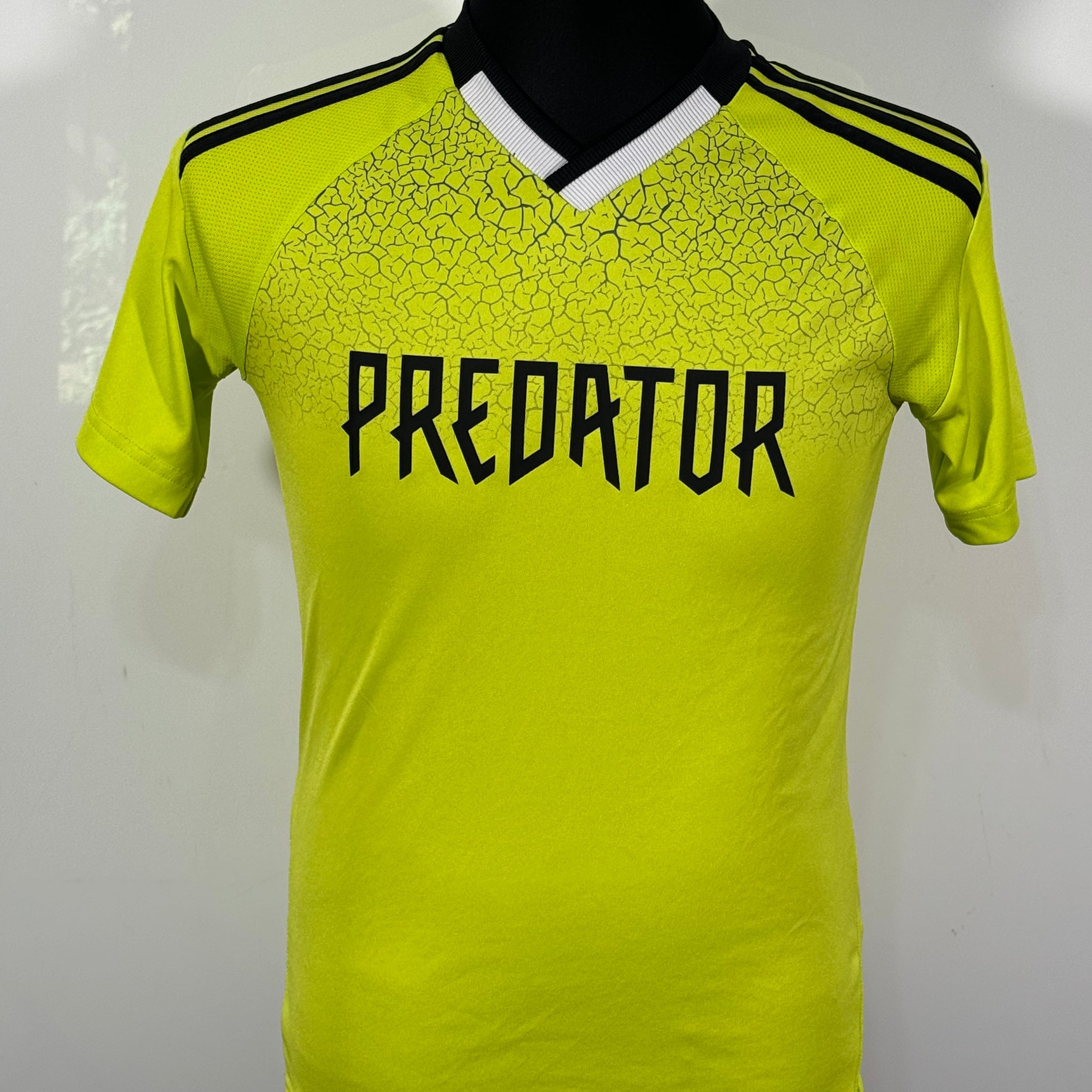 Tricou Adidas Predator marimea 162 11-12 ani de copii