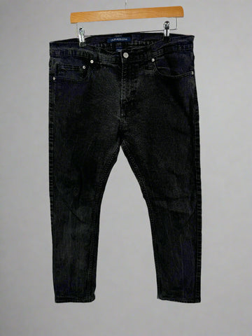 Blugi Calvin Klein marimea W34 L30 barbat