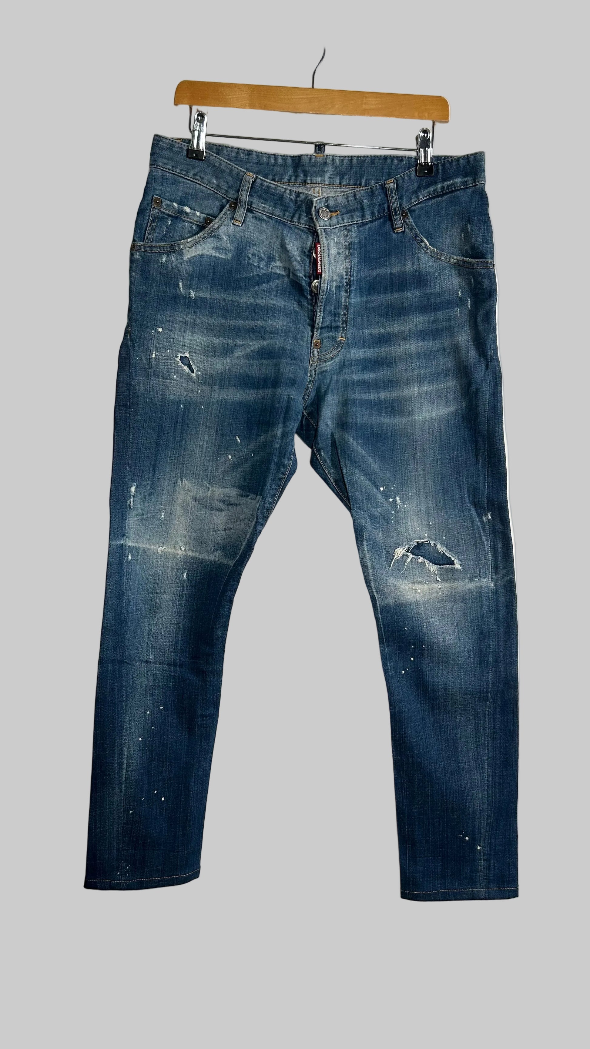 Blugi Dsquared2 marimea 48 barbat