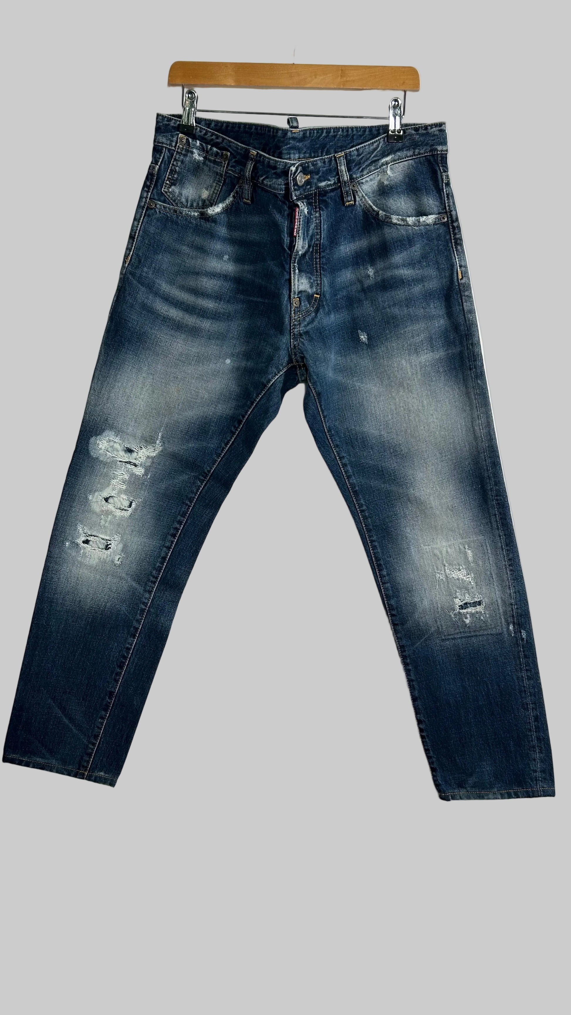 Blugi Dsquared2 marimea 50 barbat