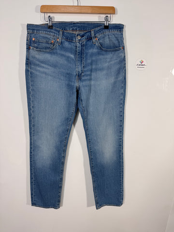 Blugi Levi’s marimea W36 L32 barbat