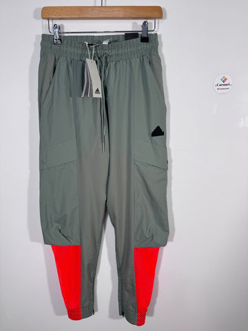 Pantaloni Adidas City Escape Premium marimea S barbat