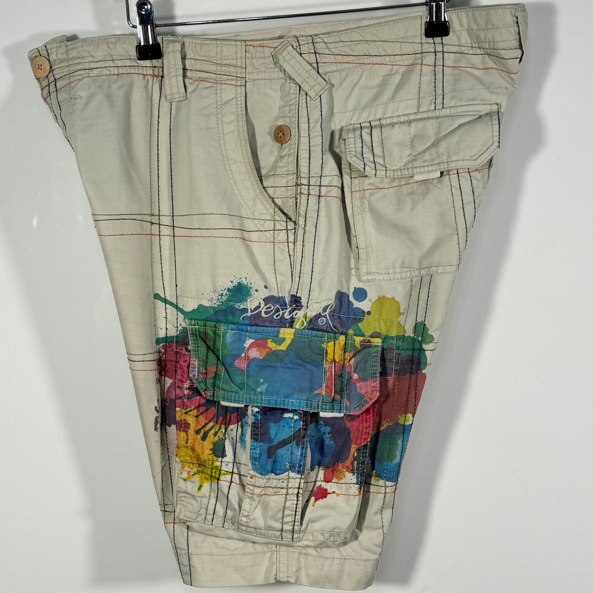 Pantaloni scurti Desigual marimea L de barbat