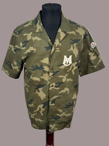 Camasa Moncler Genius marimea M, L barbat