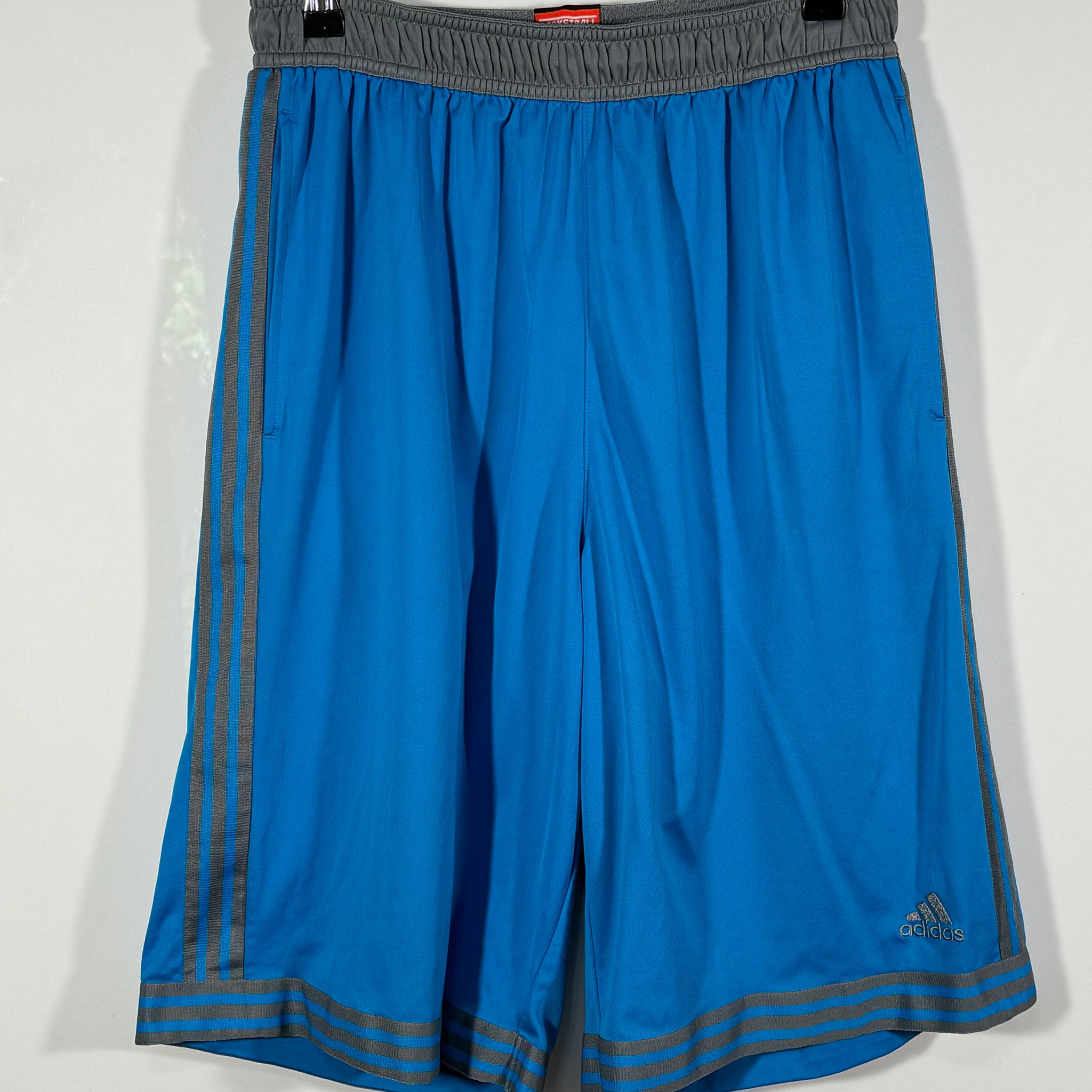 Pantaloni scurti/Short Adidas Basketball marimea M/L de barbat