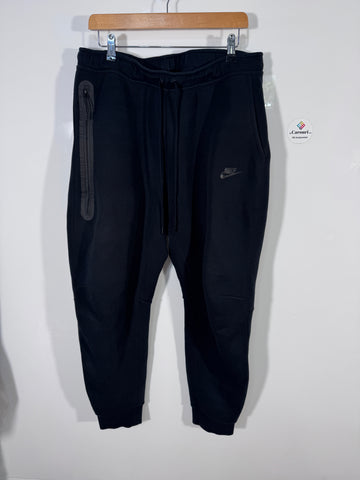 Pantaloni de trening Nike Tech marimea XL barbat