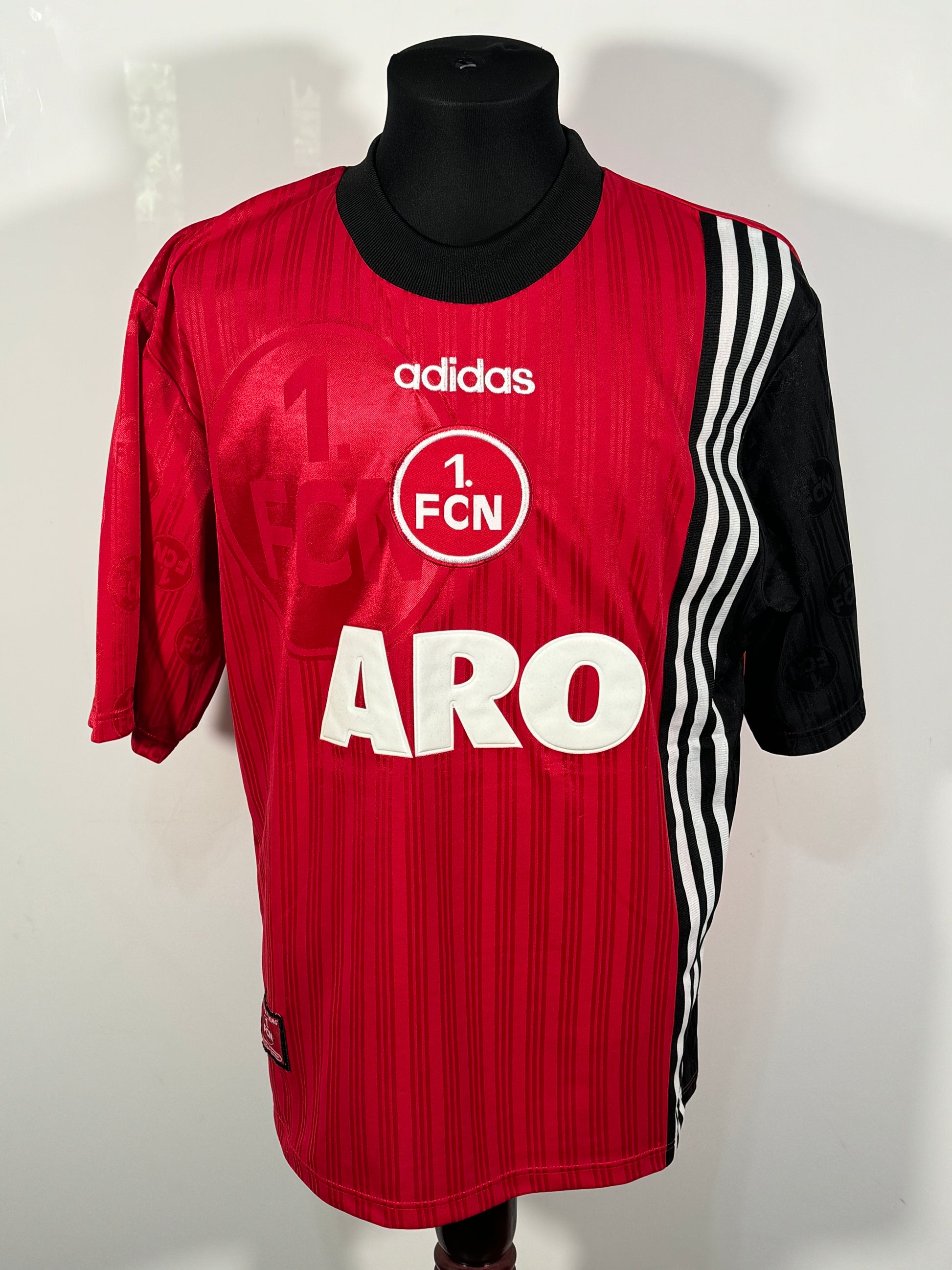 Tricou Fc Nurnberg 97-98 kit vintage marimea M de barbat