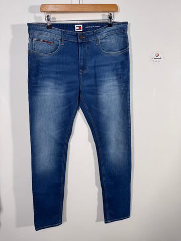 Blugi Tommy Hilfiger Austin marimea W34 L34 Barbat
