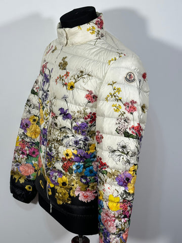 Geaca Moncler 90% puf 10% pana marimea 1 ( S ) dama