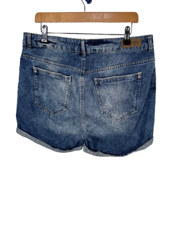Pantaloni scurți de blugi Clockhouse marimea 42 L dama