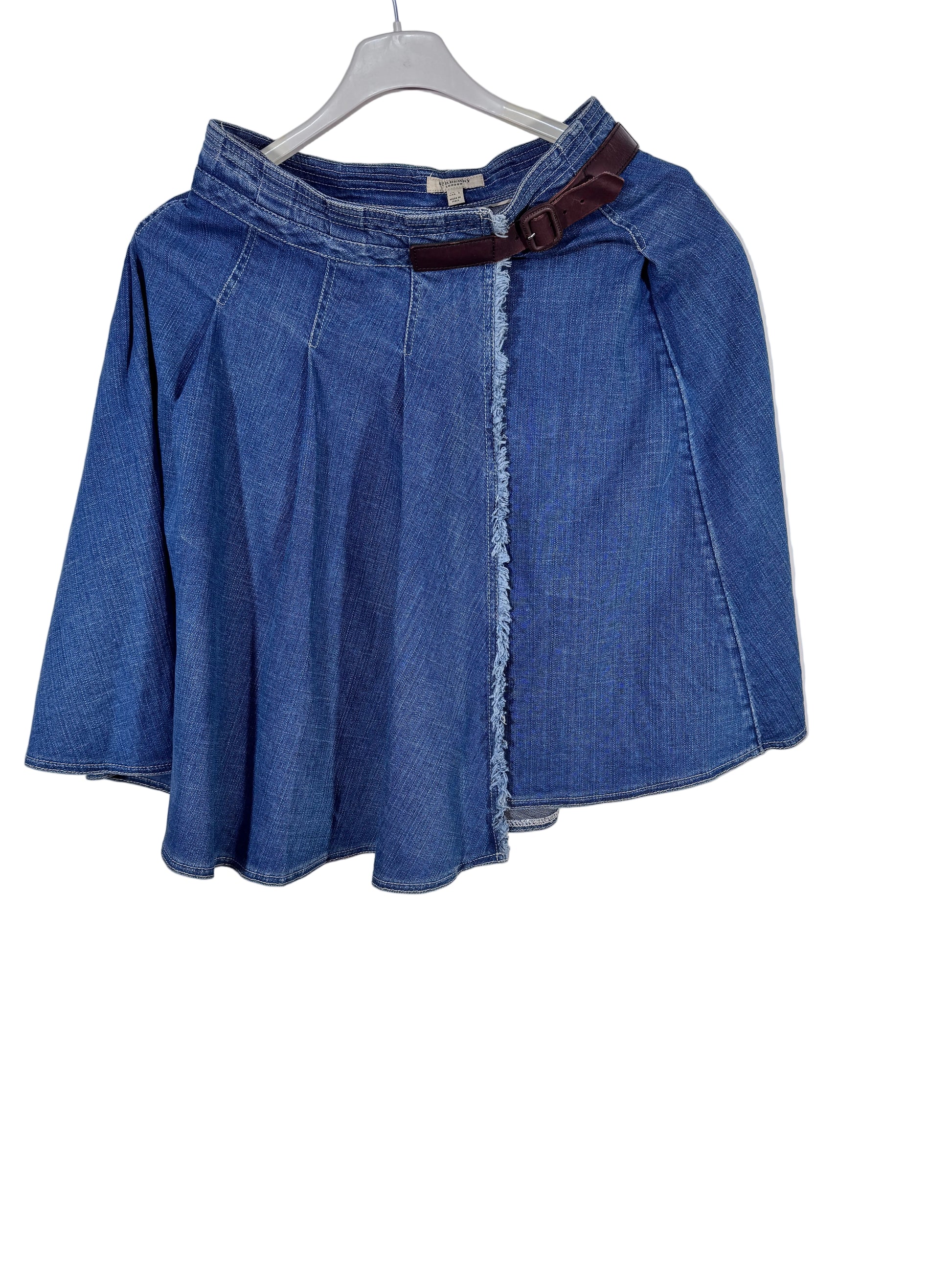 Fusta Burberry din denim cu aplicație de piele naturala made in Italy marimea M dama