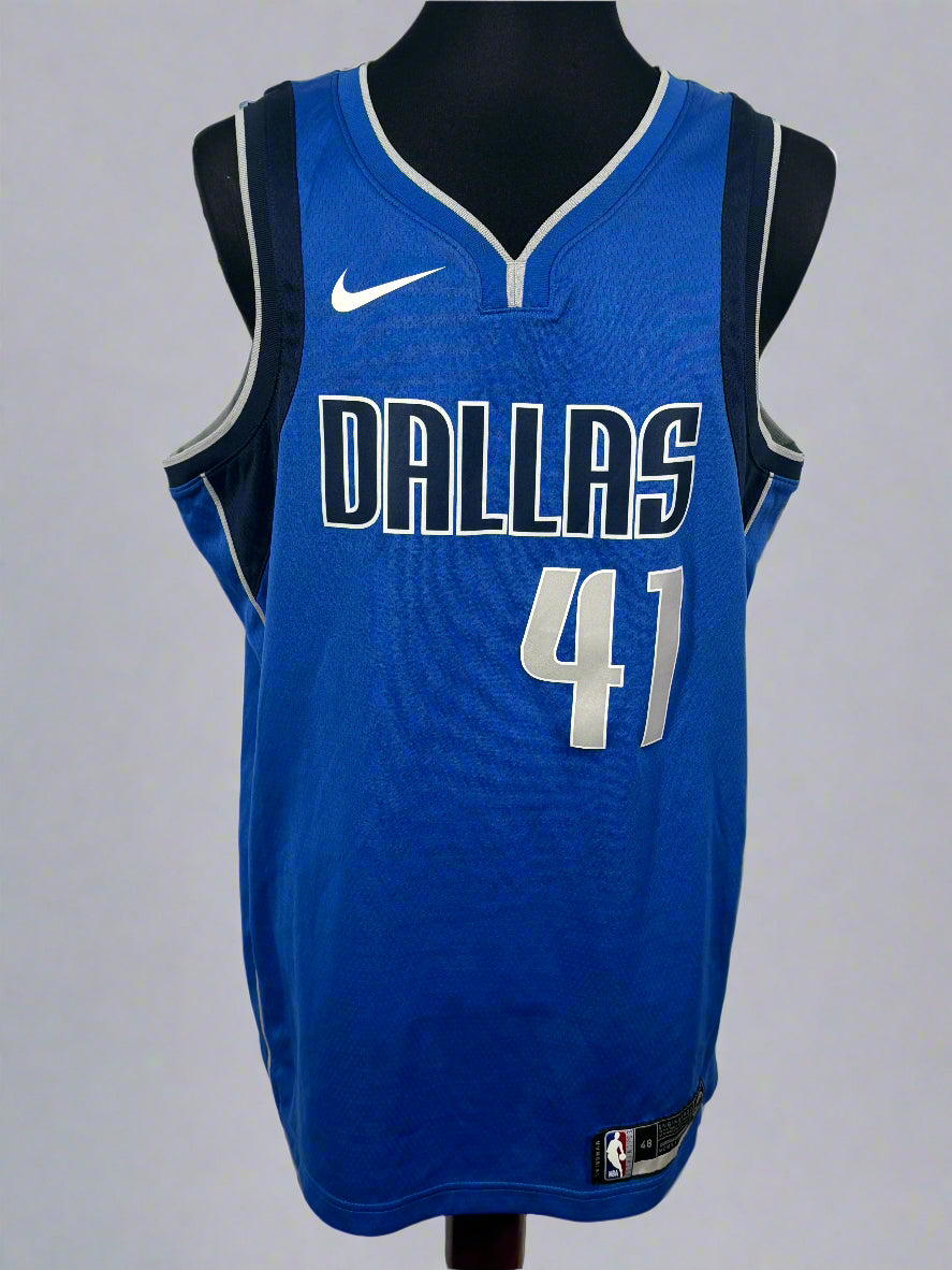 Maiou Nike Dallas Mavericks Dirk Nowitzki 41 marimea L barbat