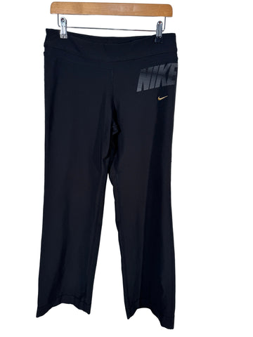 Pantaloni Nike marimea M dama