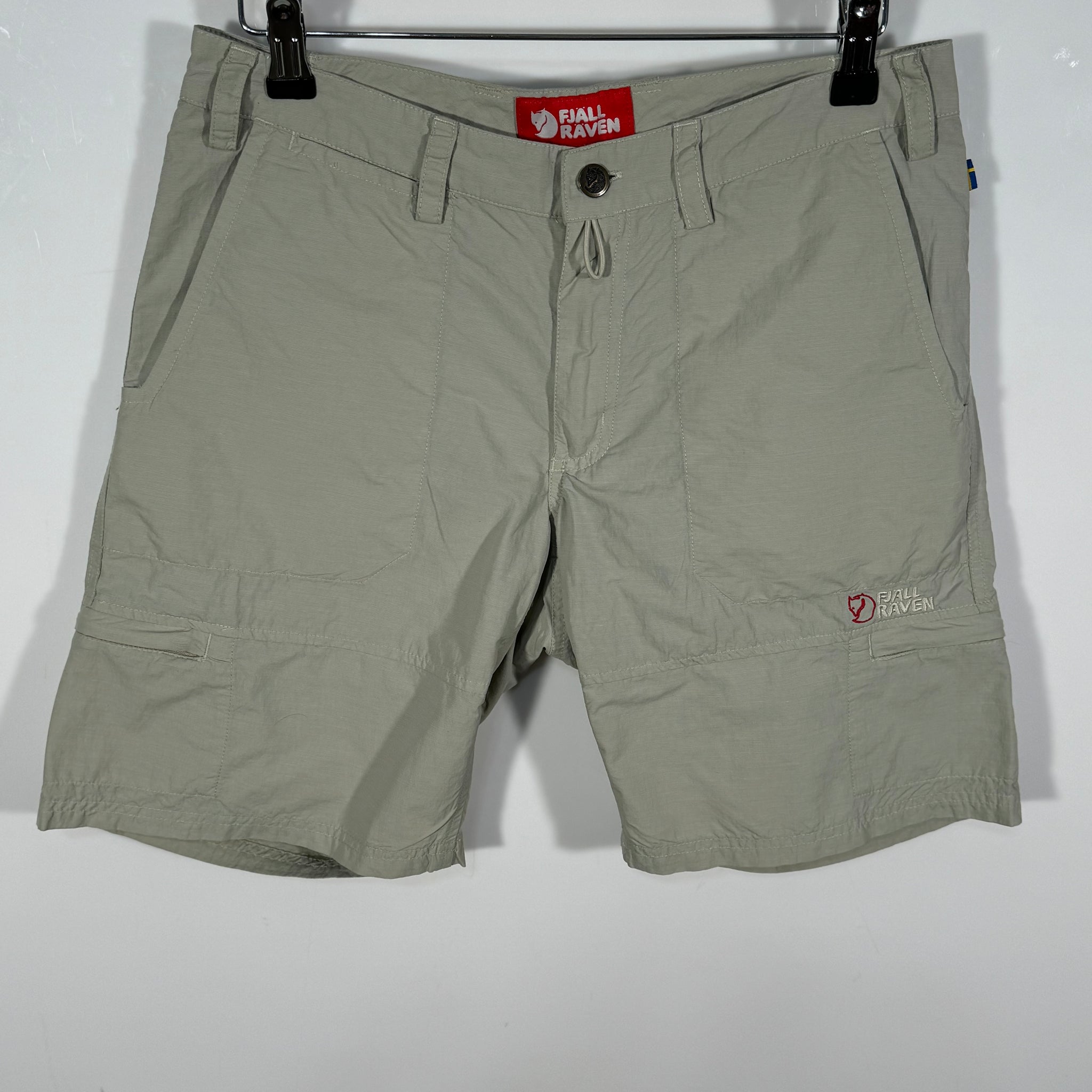 Pantaloni scurti Fjallraven marimea 36 S dama