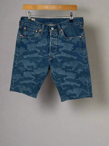 Pantaloni scurti Levi’s din denim marimea W32 barbat