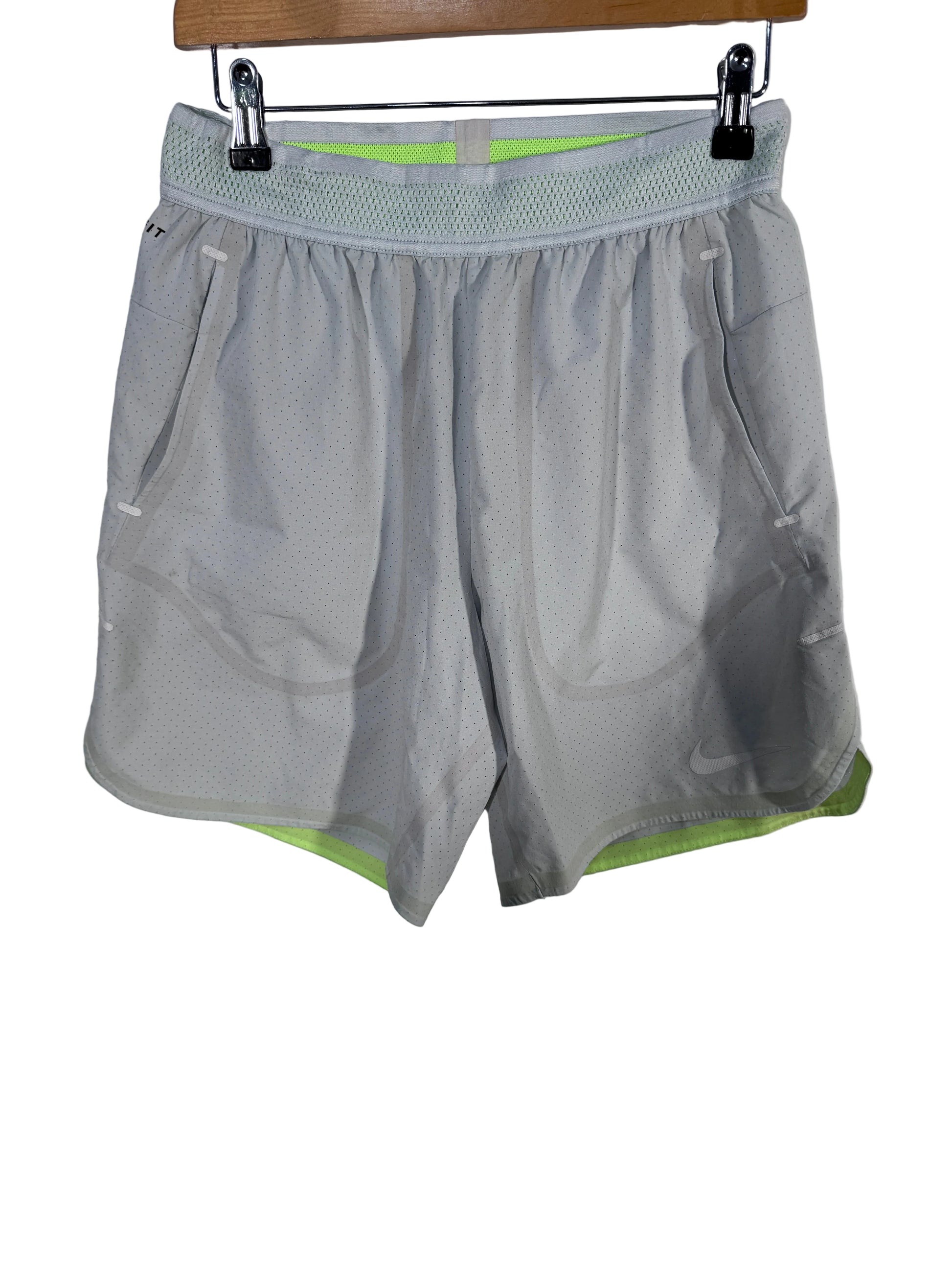 Pantaloni scurti Nike Dri-Fit marimea M barbat