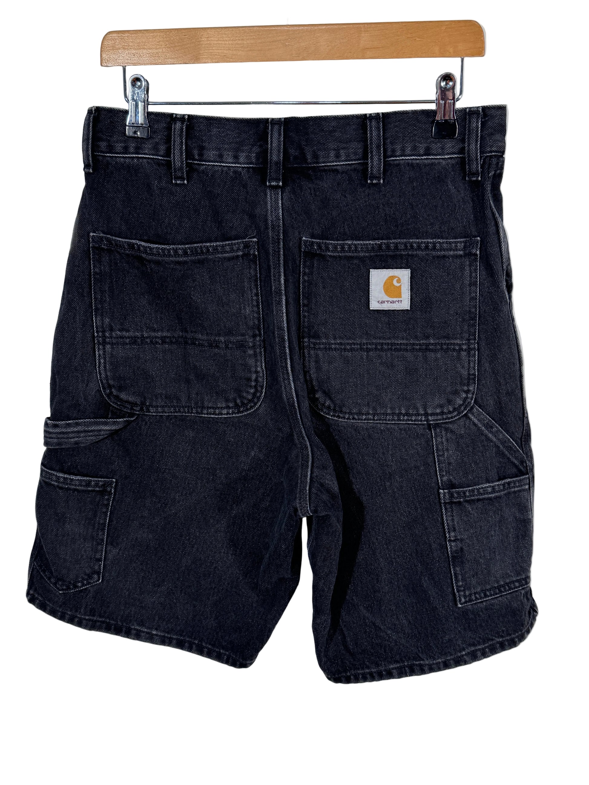Pantaloni scurti /bermude de blugi Carhartt marimea S barbat