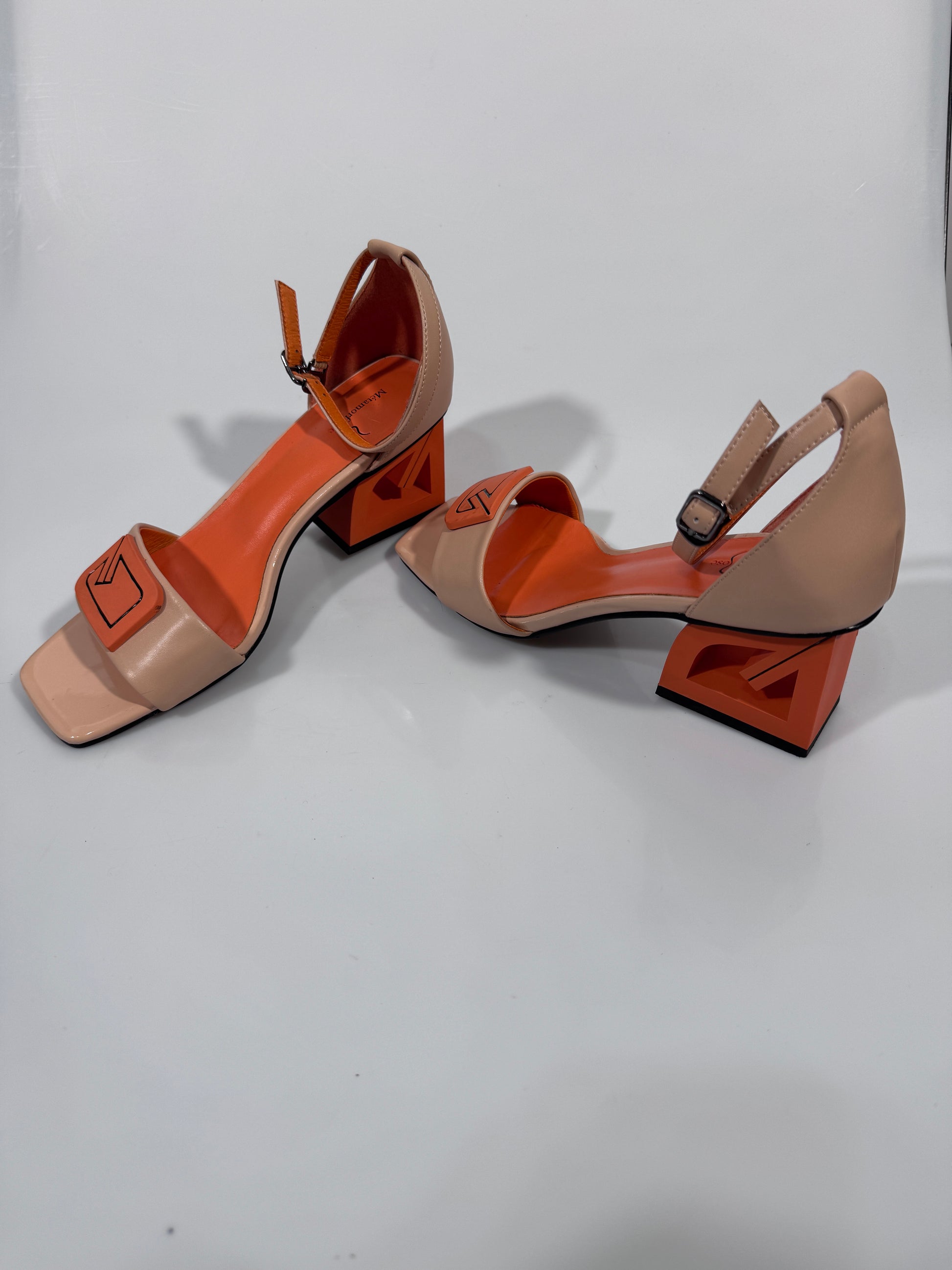 Pantofi Metamorfose Model Nalexander 100% piele naturala interior exterior marimea 39 dama