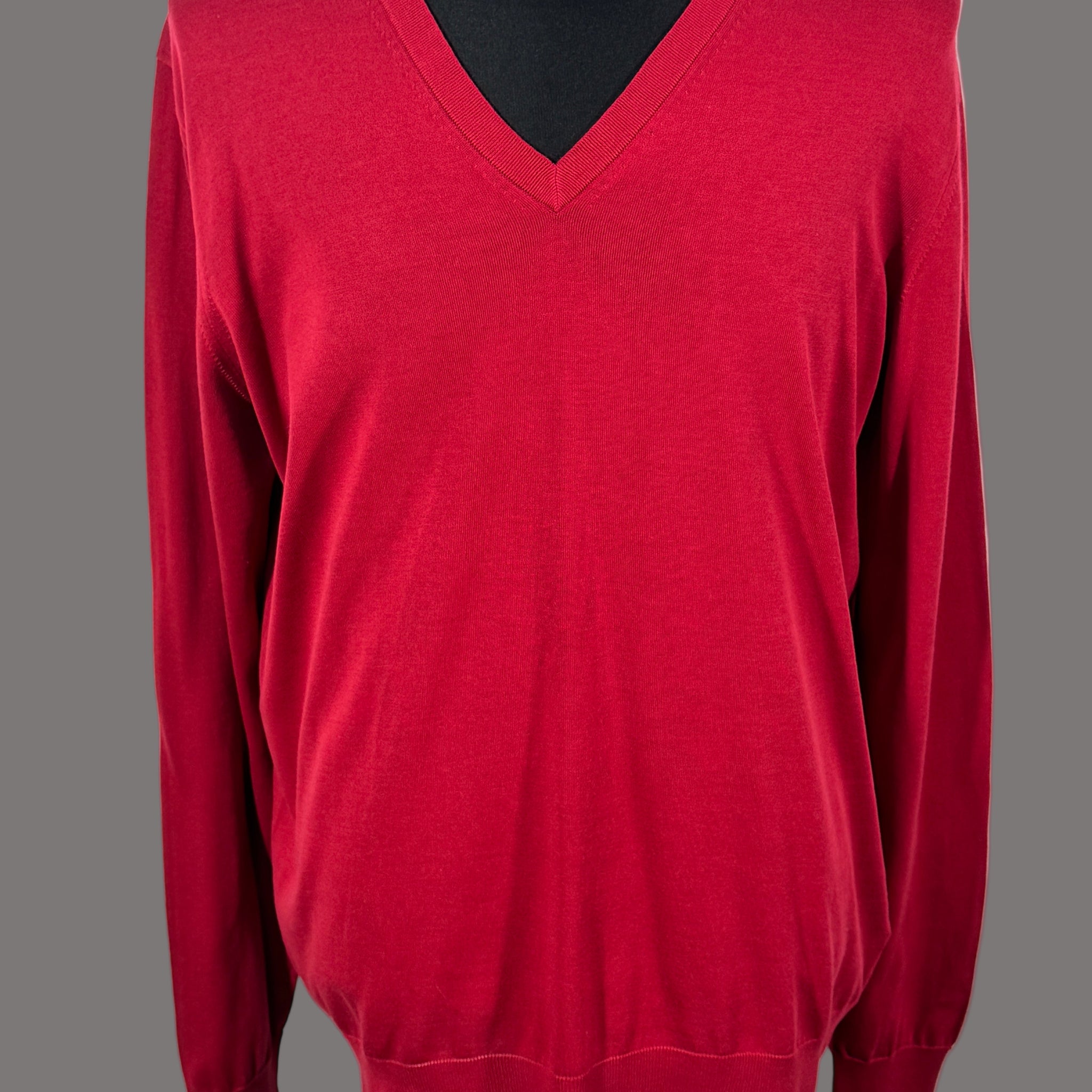 Pulover Prada extrem de fin made in Italy marimea 50 M-L barbat