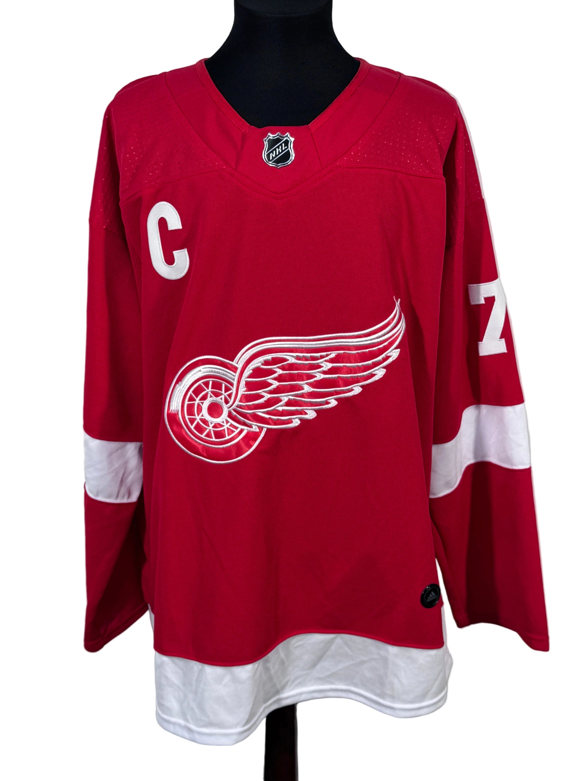 Tricou Adidas NHL Detroit Red Wings Dylan Larkin marimea 56 2XL barbat