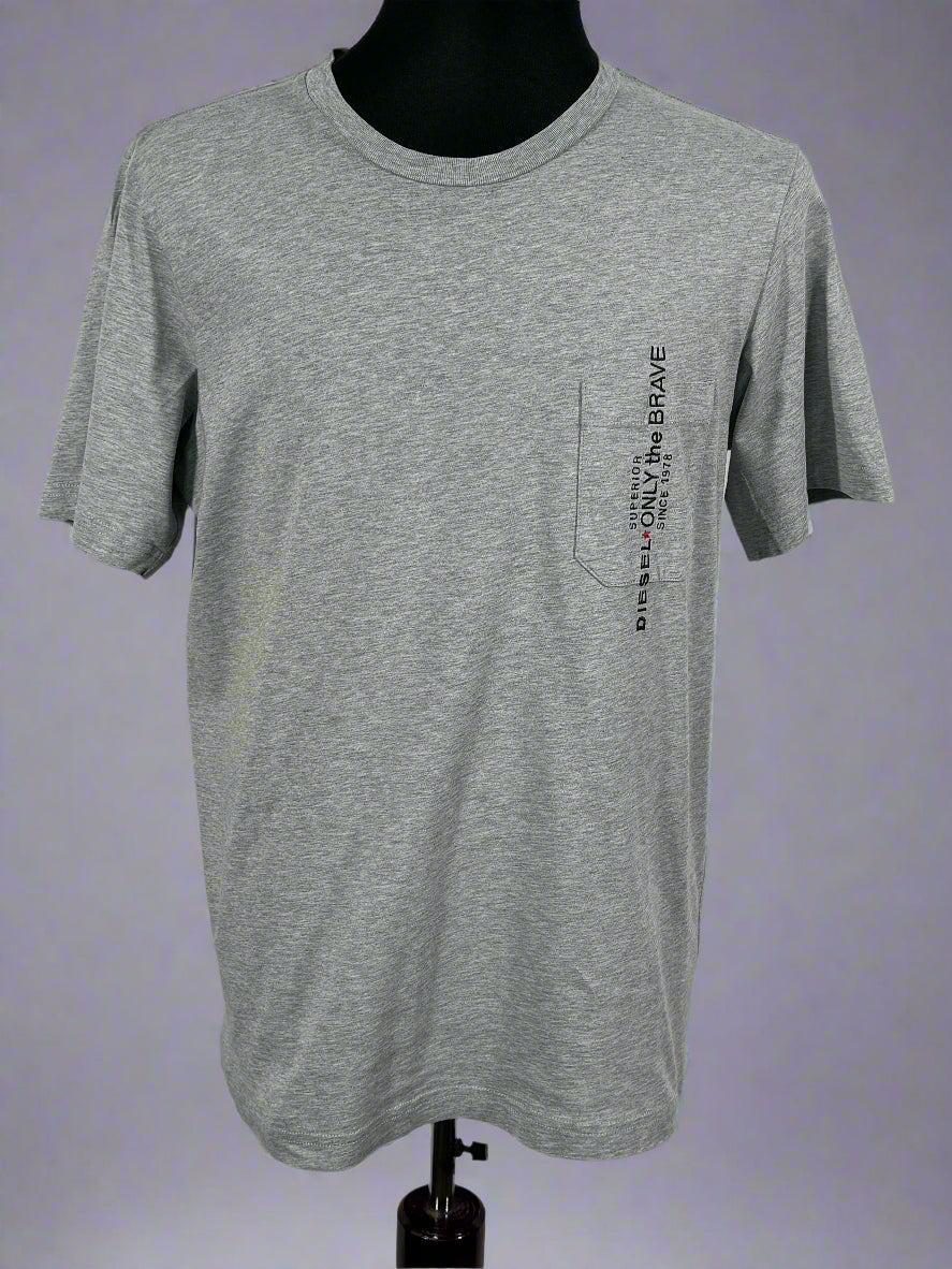 Tricou Diesel marimea M barbat