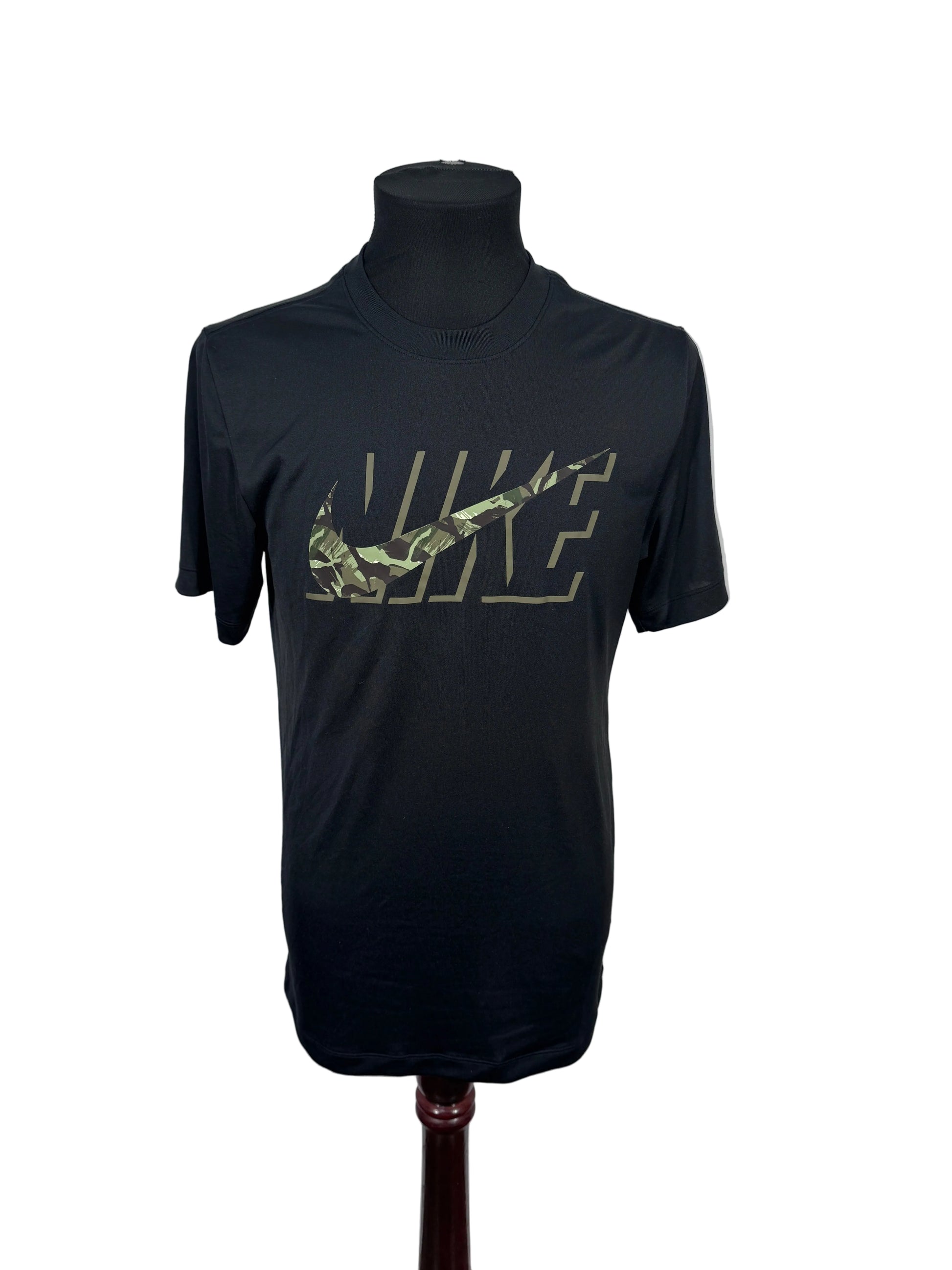 Tricou Nike Dri-Fit mărimea S/P barbat